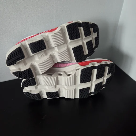 On Cloud Cloudmonsters- White red and pink - Picture 7 of 7